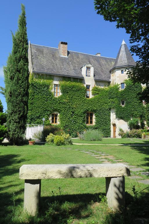 Manoir De L'Abbaye Acomodação com café da manhã Seuilly Exterior foto