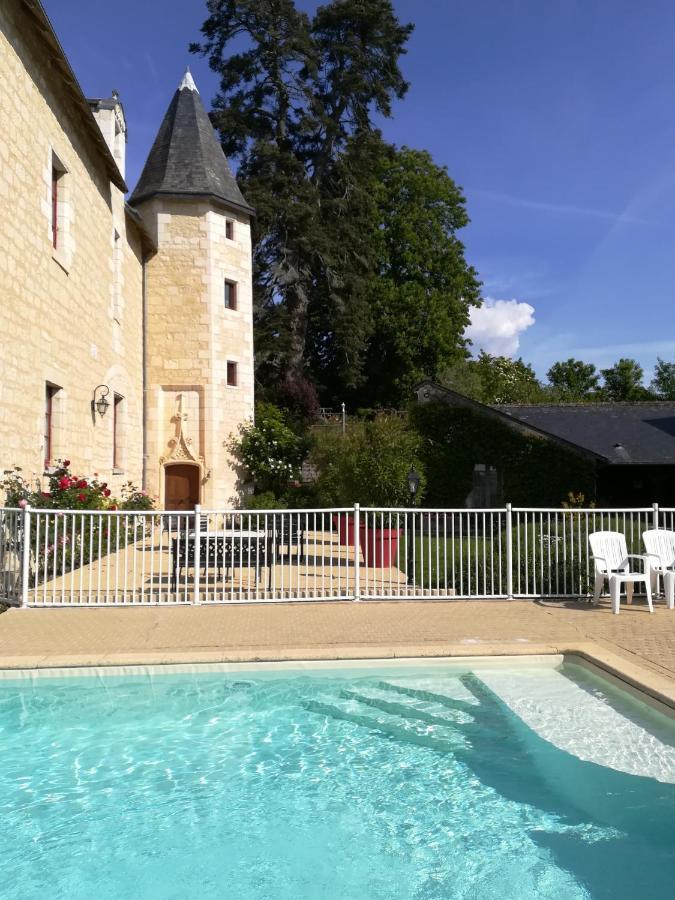 Manoir De L'Abbaye Acomodação com café da manhã Seuilly Exterior foto